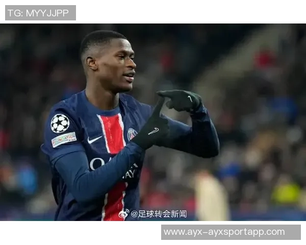 努诺门德斯任意球惊艳全场法甲官方称其为世界最佳左后卫