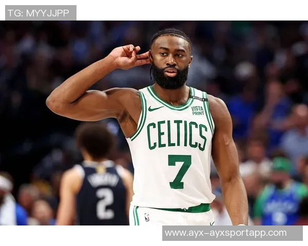 杰伦布朗打电话詹姆斯请教植发问题引发热议节目效果爆棚