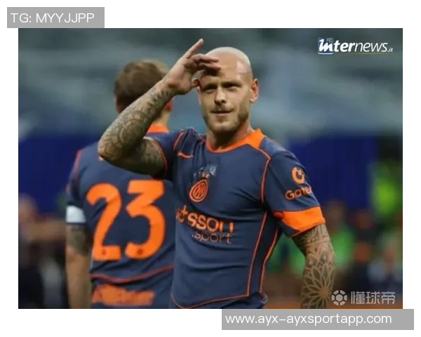 意甲10月最佳阵容揭晓莱奥博尼迪马尔科恰尔汉奥卢入选